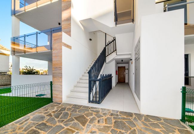 Apartamento en Cabo Roig - Niagara
